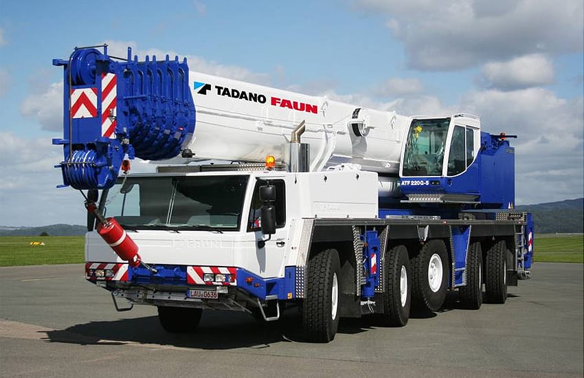 tadano atf 220G-5